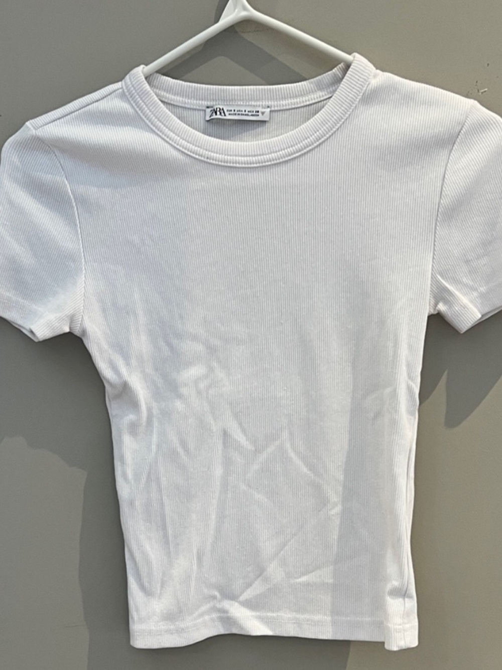 ZARA RIBBED T-SHIRT